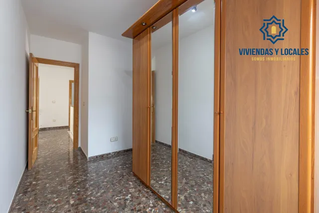 ¡FANTÁSTICA UNIFAMILIAR ADOSADA CON GARAJE EN MARACENA! — 18
