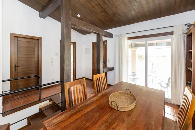 UNA CASA UNICA CON ENCANTO, ESPACIO Y VISTAS EN EL CORAZON D - foto 2