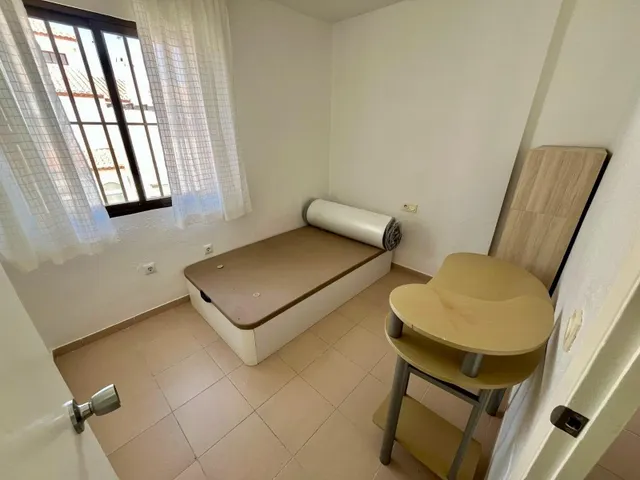 Ático en primera línea de playa con terraza y vistas frontales al mar – Roquetas de Mar — 8