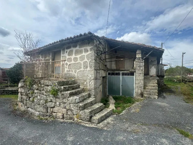 EN EXCLUSICA!!! SE VENDE CASA EN PEREIRO DE AGUIAR - foto 4