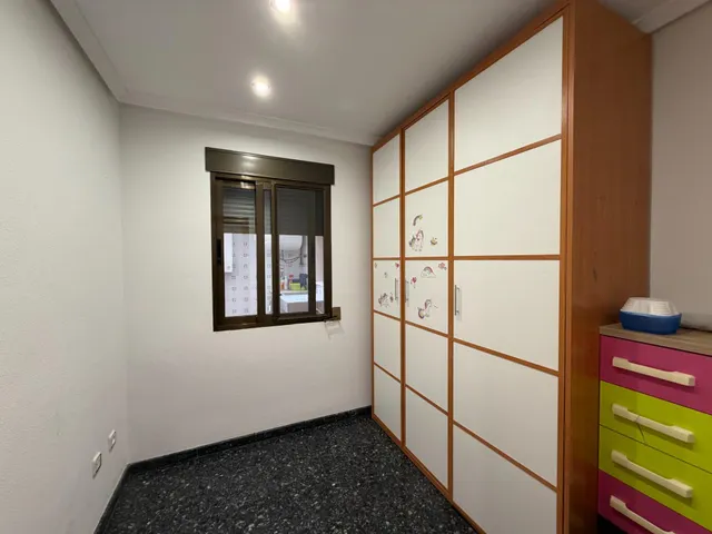 Piso seminuevo en Lliria con cuatro habitaciones, espectaculares terrazas, garaje y trastero — 29