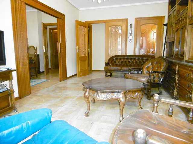 Vivienda excepcional con vistas, garaje y ubicación privilegiada junto a campo grande — 13