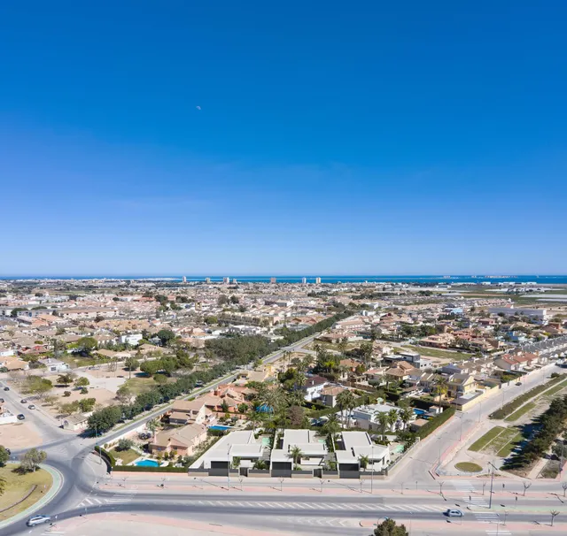 Villa 3 habitaciones 216m² en venta - Centro — 28