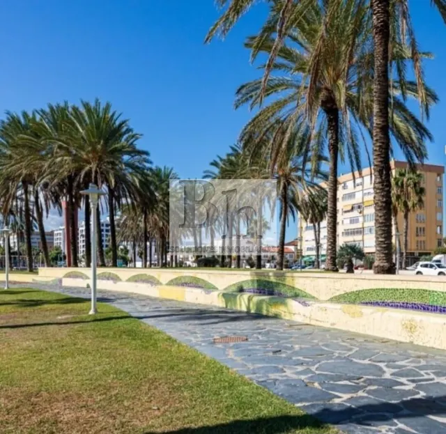BLANHOGAR VENDE LOCAL EN HUELIN!!! — 11