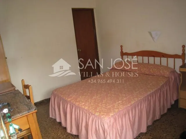 VENTA DE MOTEL EN ASPE DE 32 HABITACIONES, PRECIO NEGOCIABLE — 18