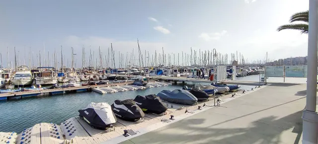 Nuevo apartamento a tan solo 450 m del mar con piscina y aparcamiento!!! — 29