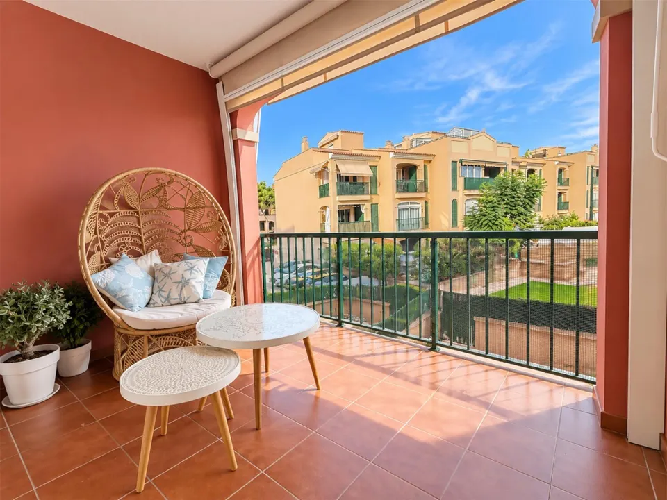 Un refugio mediterráneo reformado en Sa Torre, con terraza y cinco piscinas