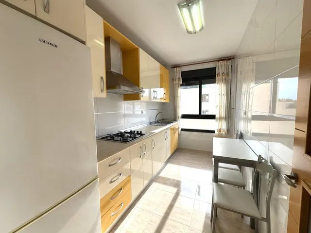 Piso muy luminoso en venta en zona Alcampo — 9