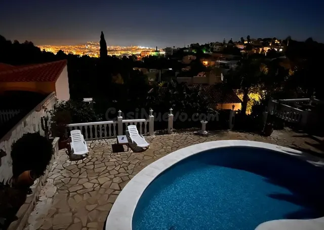 Villa con ubicación privilegiada y enorme potencial — 3