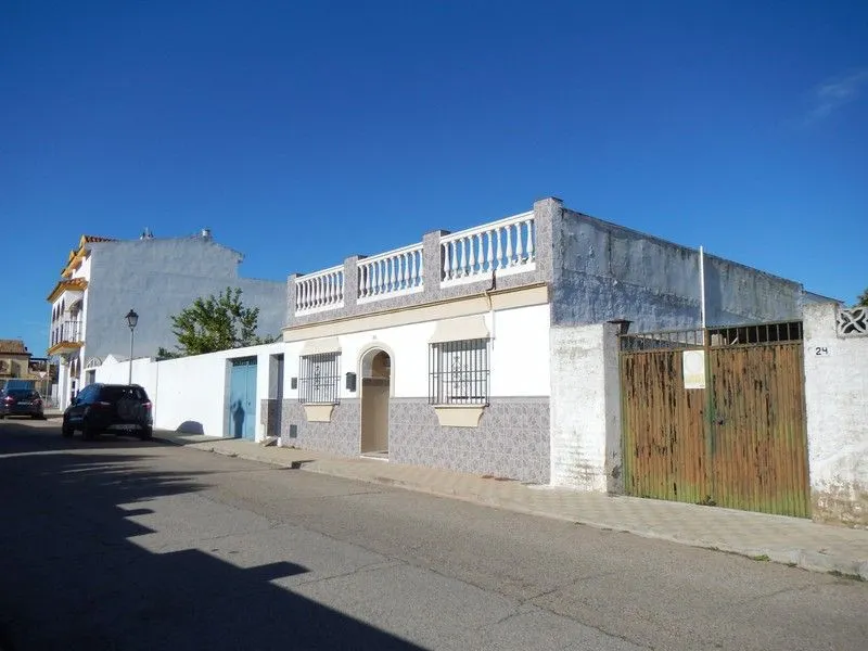 Venta casa en Villanueva del Ariscal (Sevilla)
