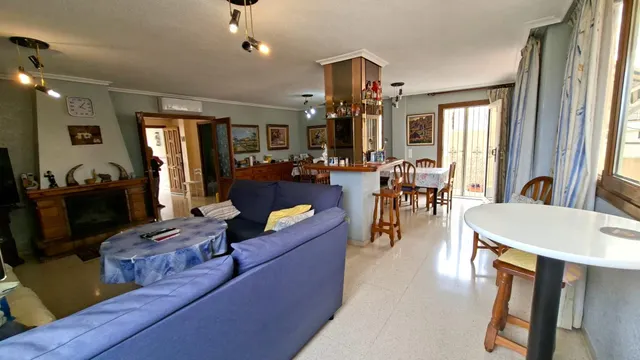ESPECTACULAR CHALET EN BENIDORM CON APARTAMENTO DE VERANO — 5