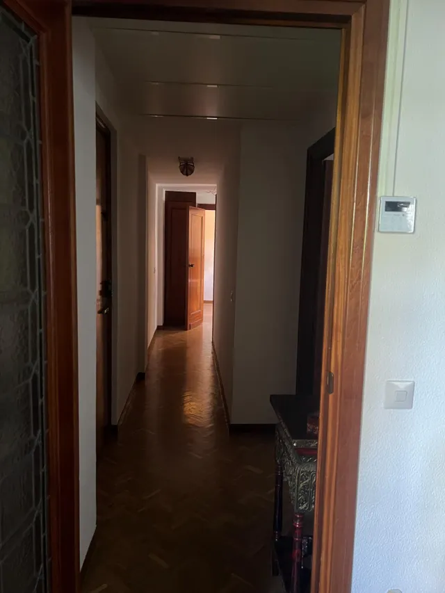 Se venden dos pisos de 2 habitaciones cada uno, con licencia turística — 32