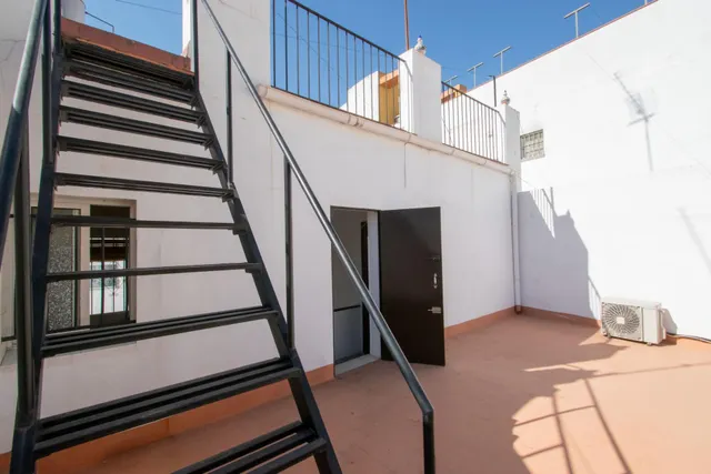 Magnífica casa junto a la Puerta del Osario, Sevilla — 43