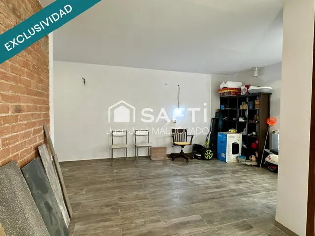 Tu refugio moderno en el corazón de Benicarló: Espacio, diseño y una terraza para soñar. — 41