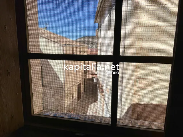 CASA SEÑORIAL EN VENTA EN BOCAIRENT — 9