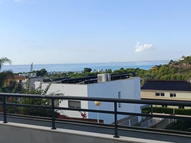 ALQUILER ANUAL : Magnífico apartamento en alquiler anual en Torre Bellver — 33