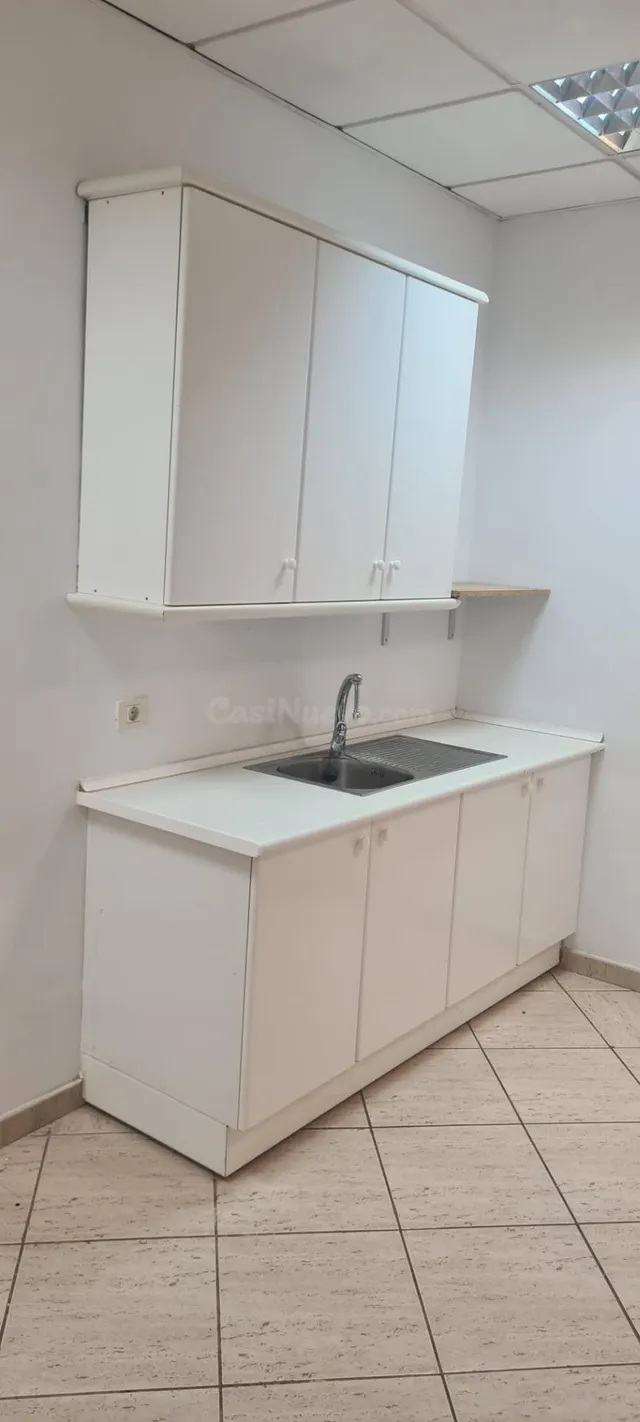 TINERCASA TIENE DISPONIBLE ESTE MAGNIFICO LOCAL EN AÑAZA - foto 4