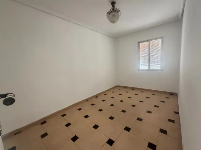 Amplia vivienda con trastero y dos balcones en El Cabanyal — 8