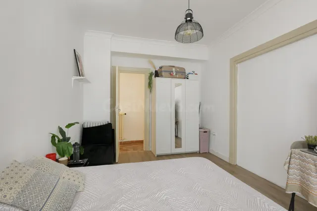 ✨ EXCLUSIVO PISO DE 253 m2 EN GRANADA CENTRO – 2.800 €/MES DE RENTABILIDAD — 4