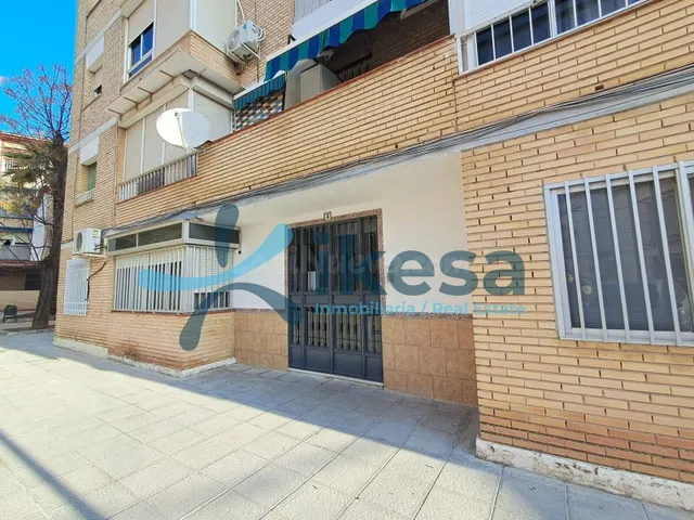 Piso en Puente Genil próximo a Plaza Ricardo Molina. - foto 2