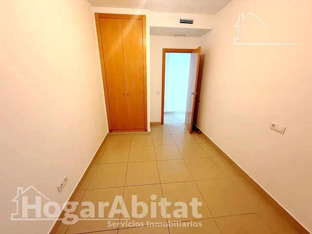 PRECIOSO BAJO REFORMADO, AMPLIO Y SEMINUEVO CON GARAJE Y GRAN TERRAZA — 27