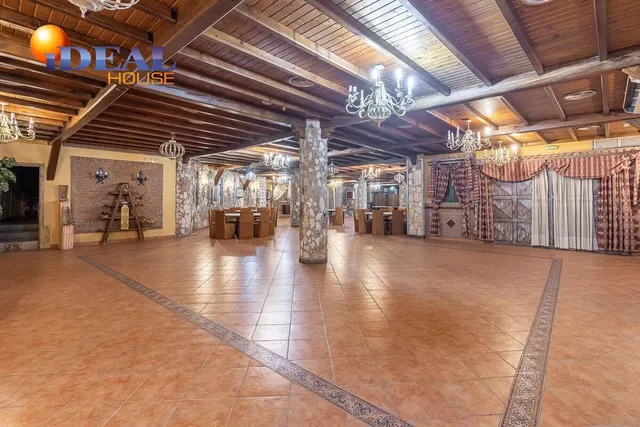 EN VENTA HOTEL Y RESTAURANTE LOS PINILLOS — 17