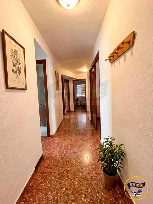 PISO A LA VENTA PARA ENTRAR A VIVIR EN PLENO CENTRO - foto 3