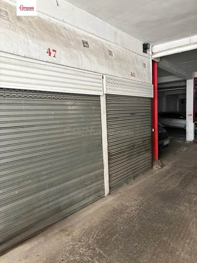 Se vende Plaza de garaje en Avda. Reyes Católicos - foto 3