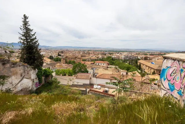 Parcela en Granada Centro — 18