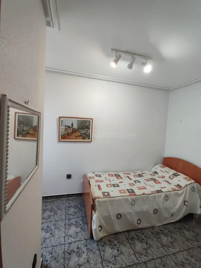 GRAN ÁTICO EN TORREVIEJA: 3 HAB, 2 BAÑOS - foto 2