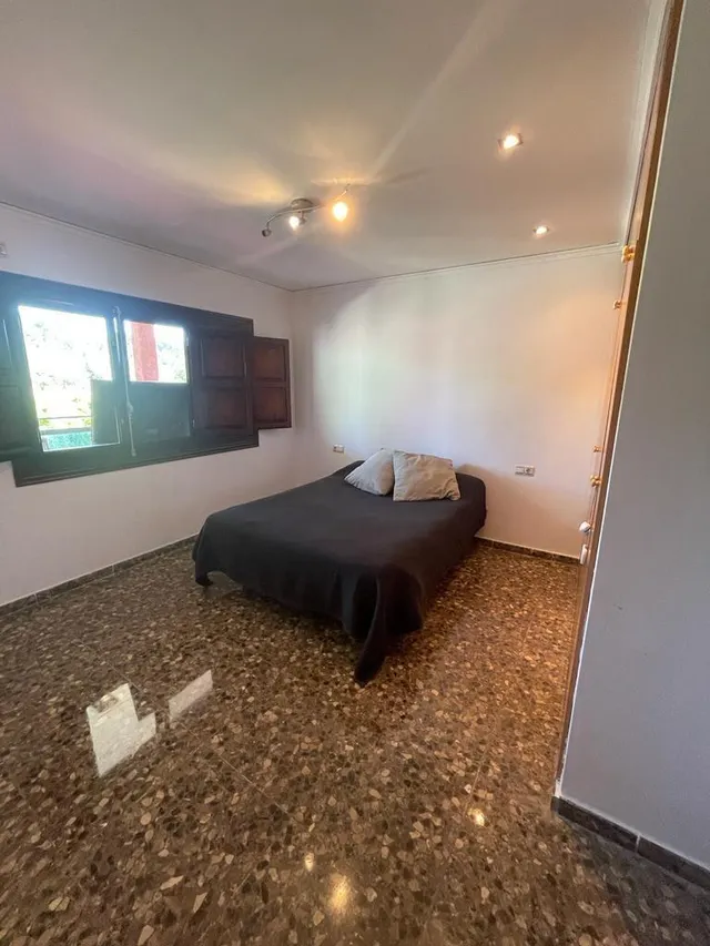 Ref 08595.- chalet muy grande en la calderona - naturaleza y servicios del pueblo. — 43