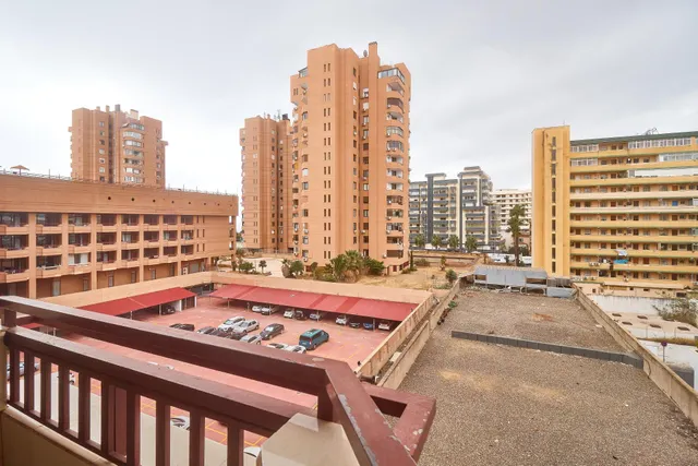 Piso de 1 dormitorio  1 Baño -  A metros del Puerto deportivo de   Fuengirola — 12