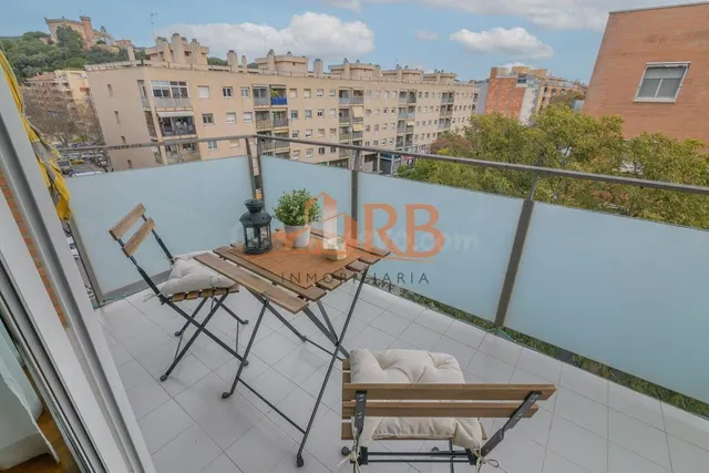 GRAN ÁTICO CON PISCINA. ¡VIVIR BIEN TAMBIÉN ES ESTO! - foto 3