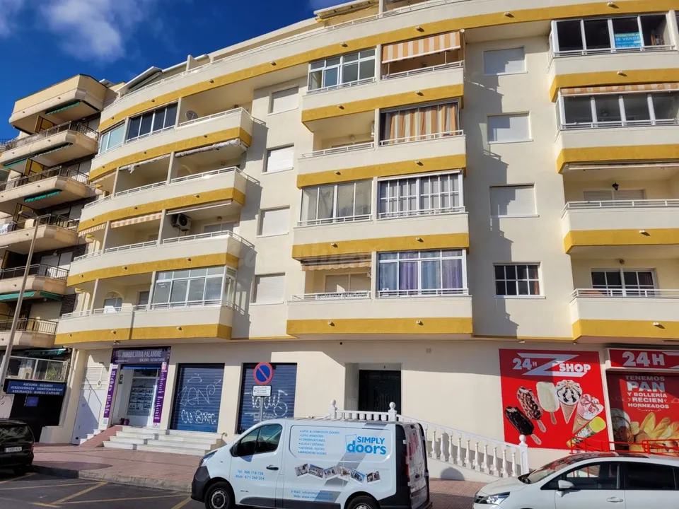 Estupendo estudio en primera linea Playa De Los Locos