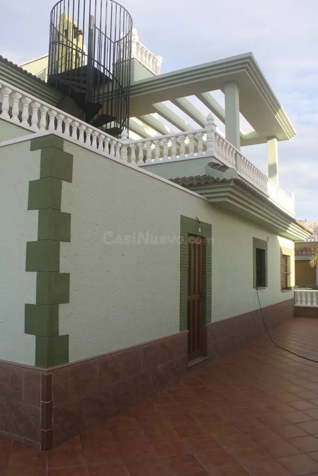 PRECIOSO CHALET EN LOS ALTOS, TORREVIEJA — 4