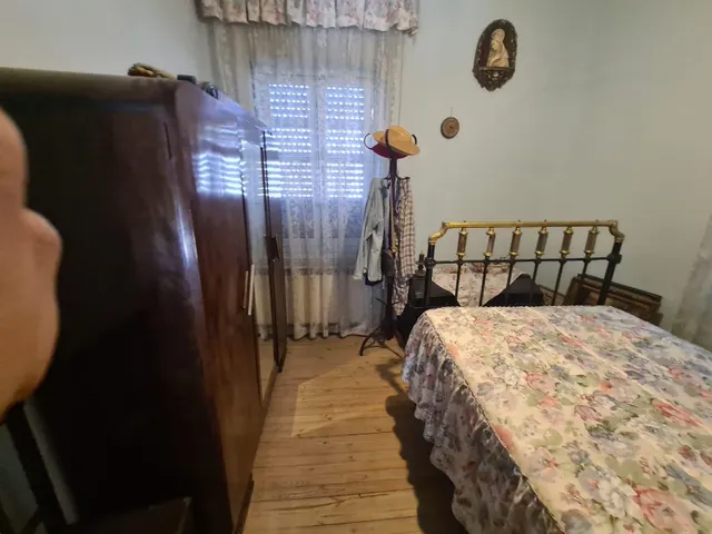SE VENDE CASA EN VALENCIA DE DON JUAN, 2 PLANTAS, COCHERA, MERENDERO, MUCHAS POSIBILIDADES — 22