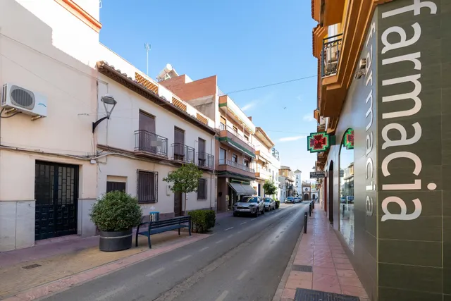 SUELO URBANO EN CENTRO DE PELIGROS — 3