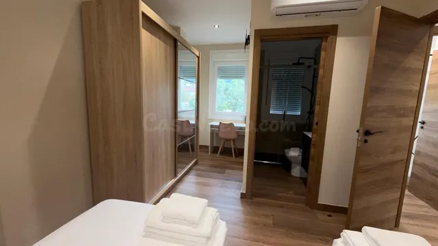 Amplia y Moderna Casa Reformada en La Lonia cerca a la Unive - foto 4
