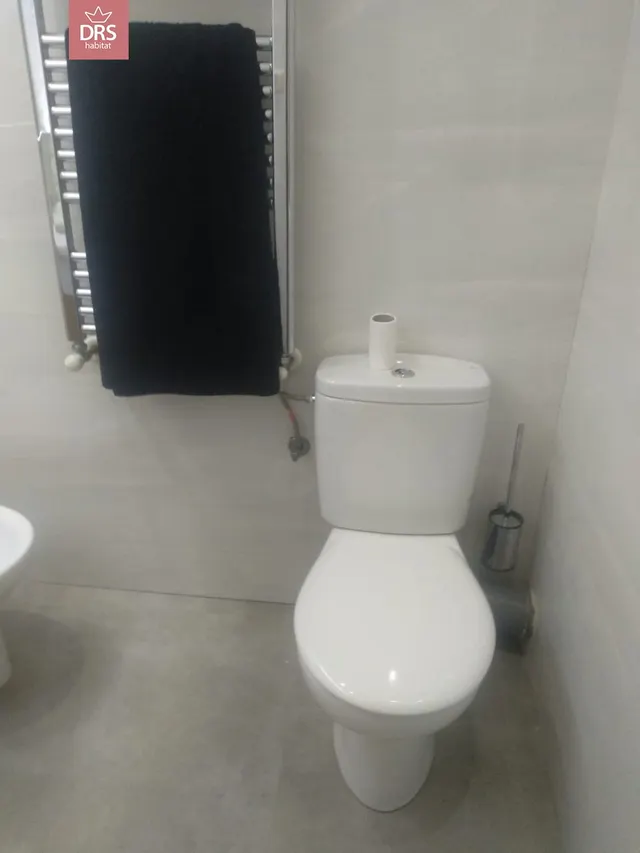 PISO EN PLENO CENTRO, CL MARTINEZ VILLENA AL LADO DEL ALTOZANO — 40