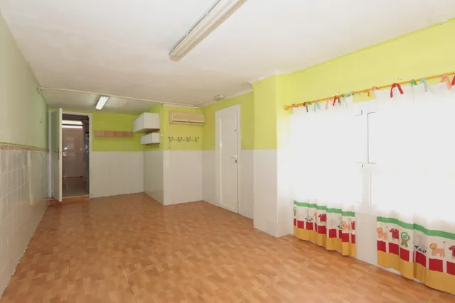 CHALET EN CIUDAD JARDÍN DE 253 M2 — 25