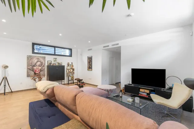 Villa 4 habitaciones en venta - Zona los Frutales — 24