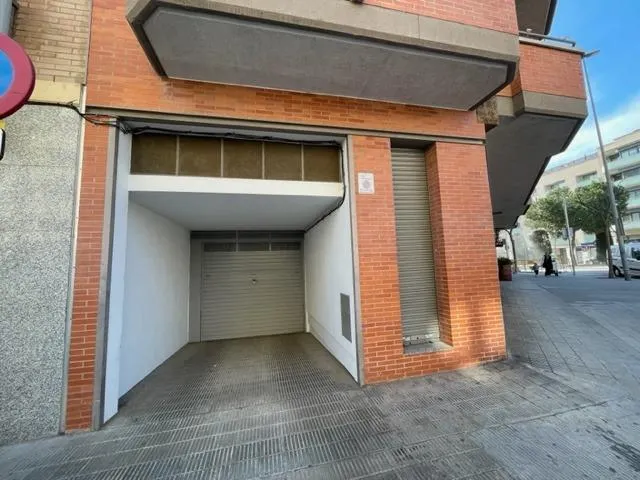PÀRQUING EN VENDA A IGUALADA - POBLE SEC - AVDA. BALMES — 3