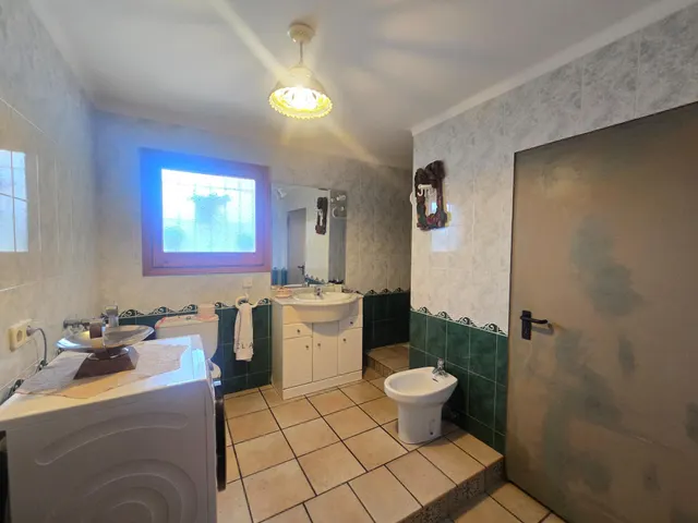 Distinción, privacidad y estilo en el corazón de Canyelles – Una finca excepcional — 41