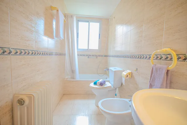 PISO EN CALLE EMILIA PARDO BAZAN 8 — 25