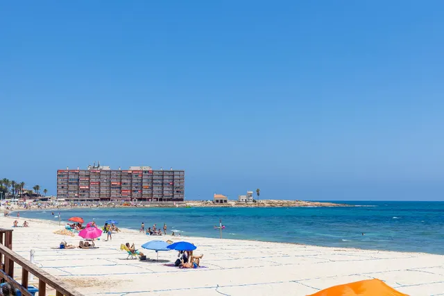 ¡tu nuevo hogar junto al mediterráneo! reformado, con licencia turística y a solo 300 metros del mar ☀️ — 43