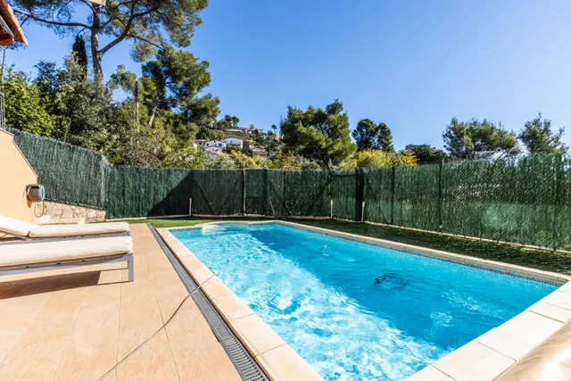 Espectacular Casa en Castellar del Vallès — 21