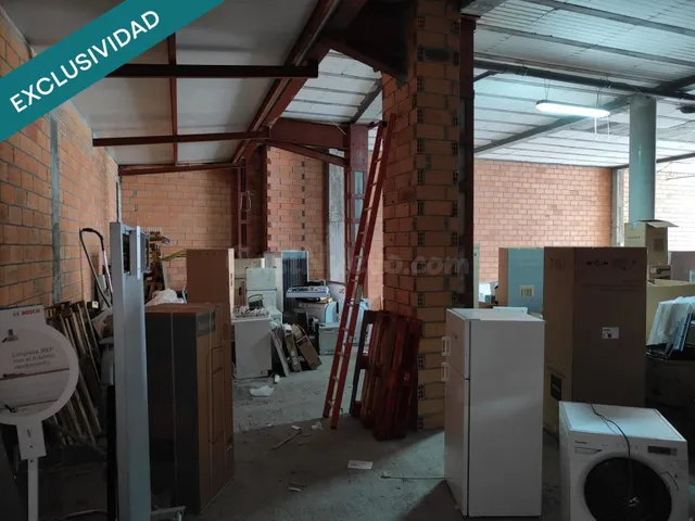 OPORTUNIDAD EN XINZO DE LIMIA - LOCAL COMERCIAL + OFICINA - foto 5