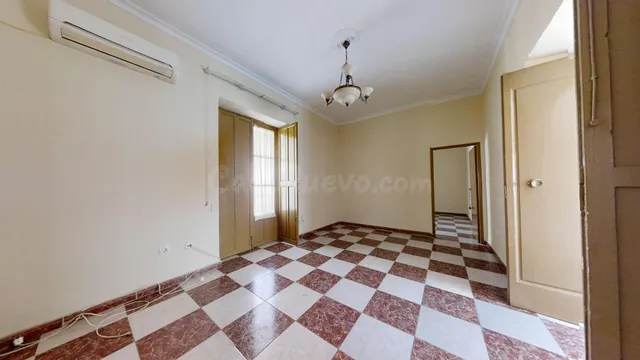 Piso en el centro de Jerez con garaje! - foto 5