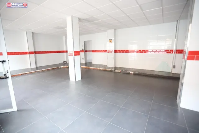 LOCAL COMERCIAL EN ESQUINA CON 115 m2 CONSTRUIDOS, UBICADO M - foto 5