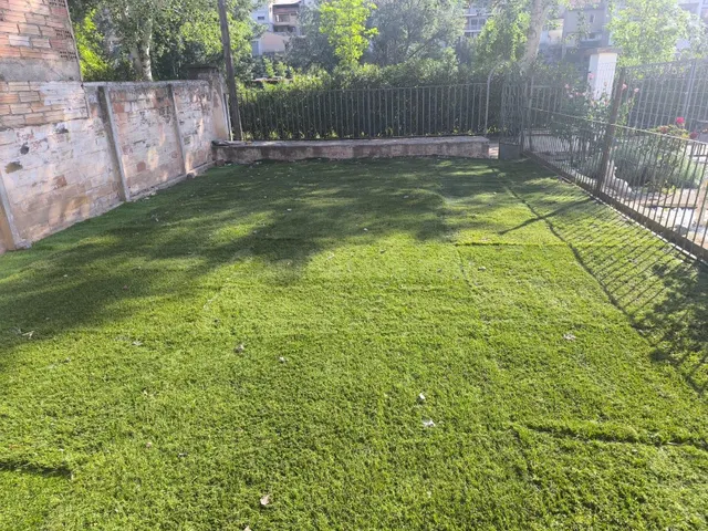 CASA CON TRES VIVIENDAS EN VENTA - foto 2